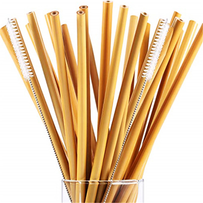 Palhas bebendo naturais de bambu biodegradáveis para beber frio do café