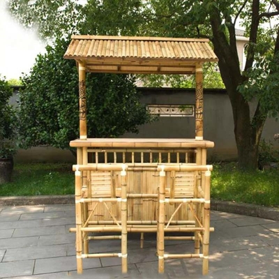 Os quintais encalham o partido Tiki Bars With Roof de bambu exterior para obstruir o Sun