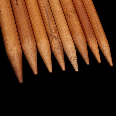 Duas cabeças carbonizaram o tubo transparente do comprimento circular de bambu das agulhas de confecção de malhas 60cm