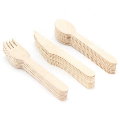 A faca descartável do grupo dos utensílios de mesa da matéria prima Eco-amigável do bambu da cutelaria bifurca-se colheres
