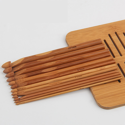 A agulha de crochê de bambu de madeira ergonômica ajustou 8 partes para o novato