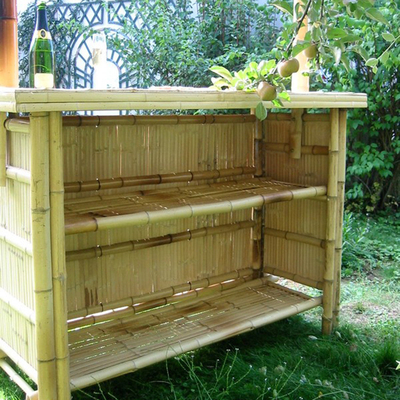 Partido Tiki Bar tropical de bambu da cabana 220x160cm com os tamboretes inferiores da prateleira do armário
