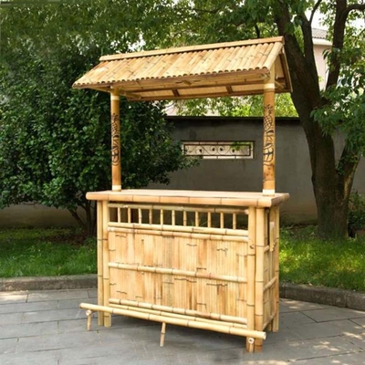 Porta exterior interna de Tiki Bars With Cabinet And da praia do partido