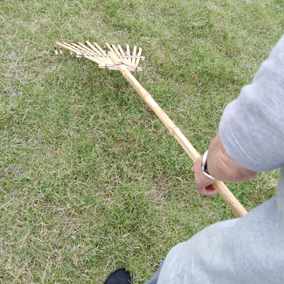 Grade Rustless feito a mão de 11 ancinhos de jardim do ancinho de bambu do dente 145cm